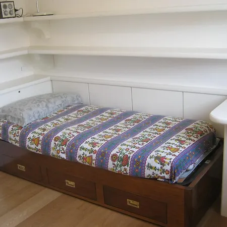 Kk Bed & Breakfast *